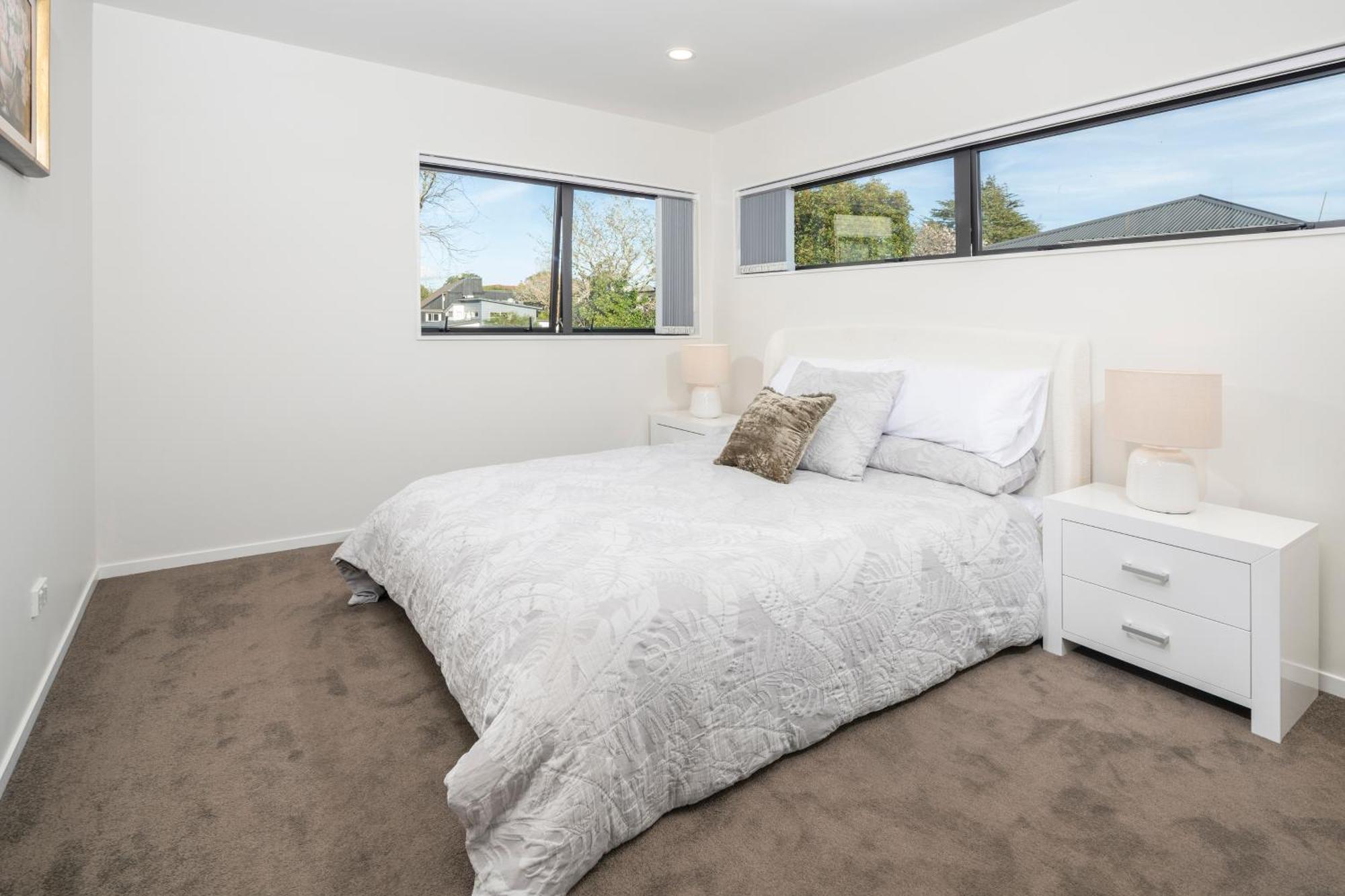 Modern Immaculate Residence In Mount Wellington Auckland Exterior photo