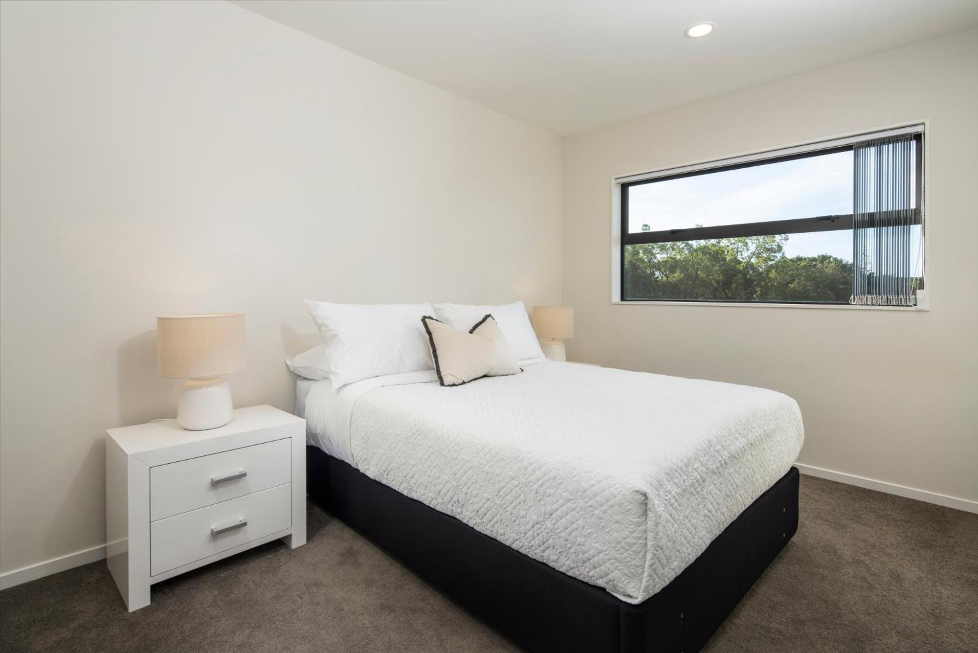 Modern Immaculate Residence In Mount Wellington Auckland Exterior photo