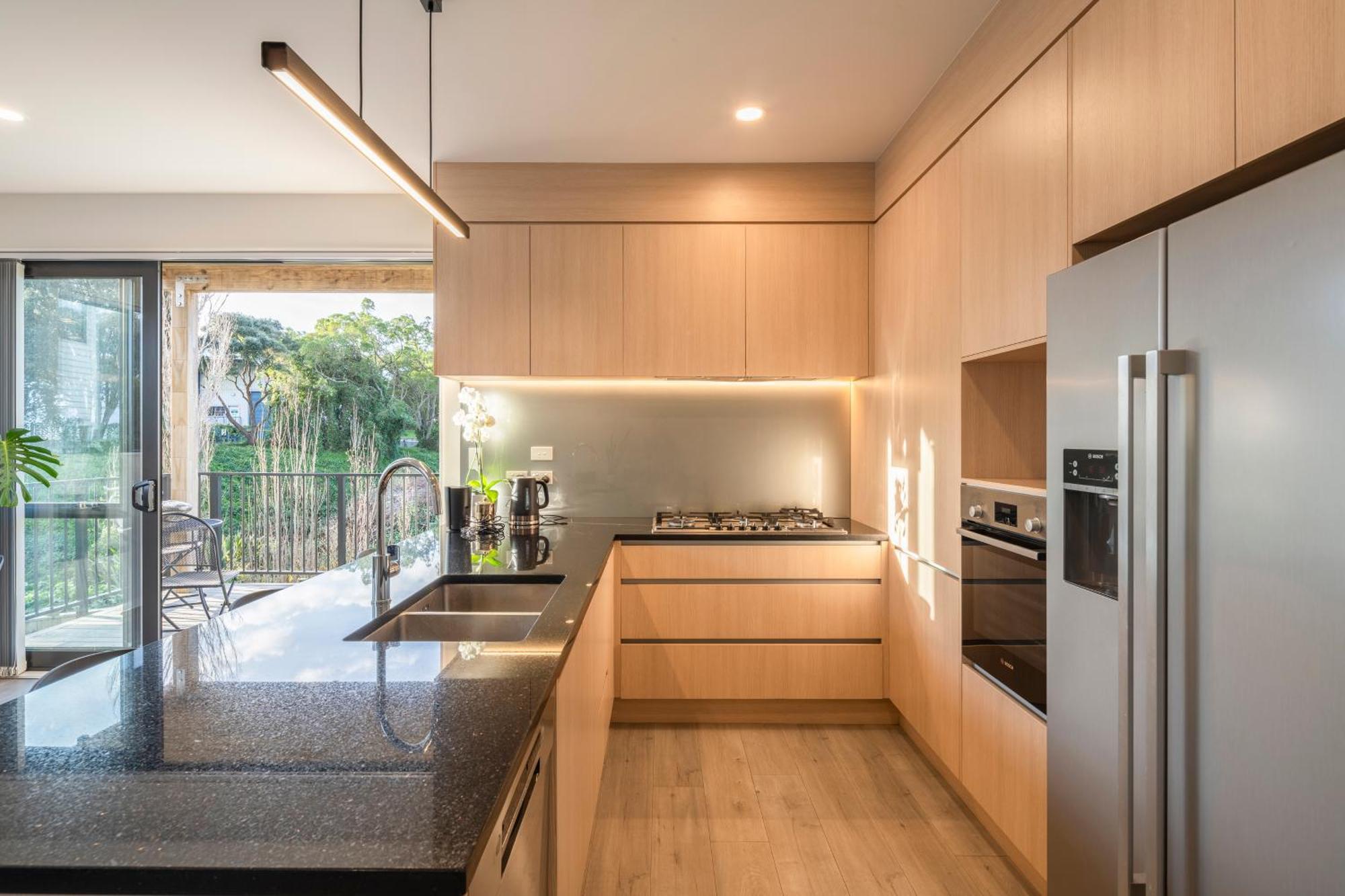Modern Immaculate Residence In Mount Wellington Auckland Exterior photo
